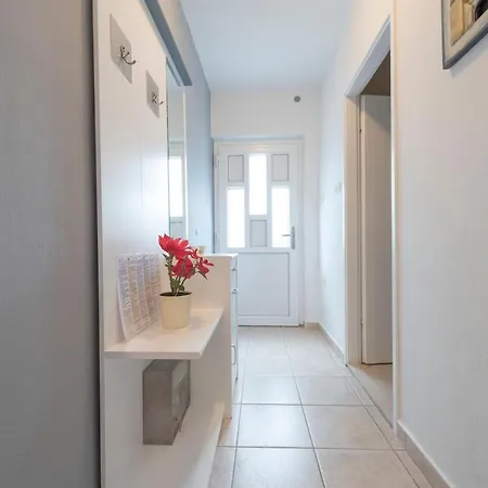 Matteo -free Parking Apartment