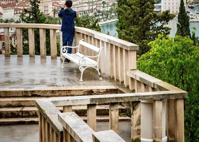 Matteo -free Parking Спліт