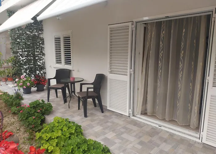 Апартаменти Matteo -free Parking *