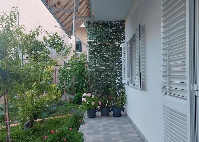 Апартаменти Matteo -free Parking *