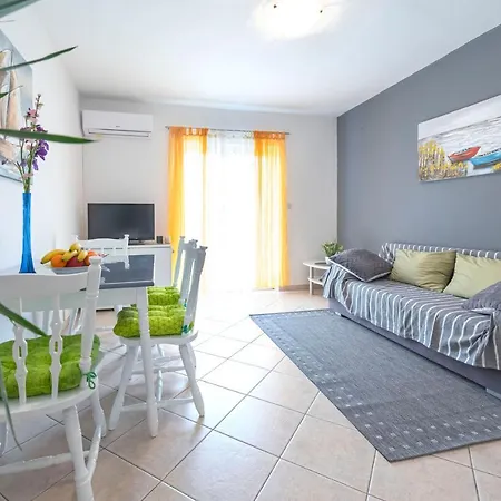 Matteo -free Parking